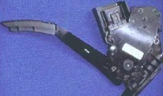 尼龍在汽車配件中的關鍵應用與制造優勢